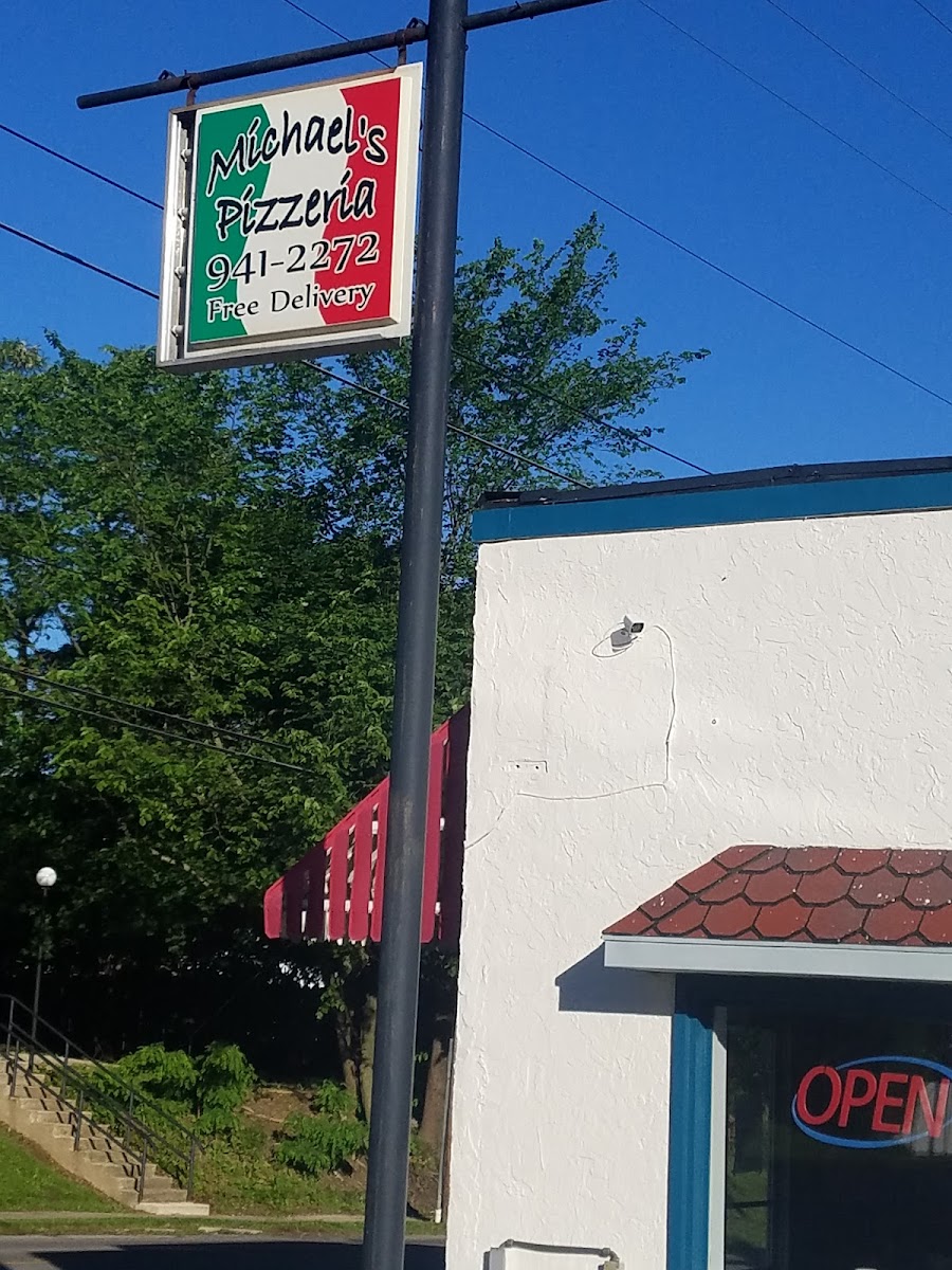 Michael's Pizzeria